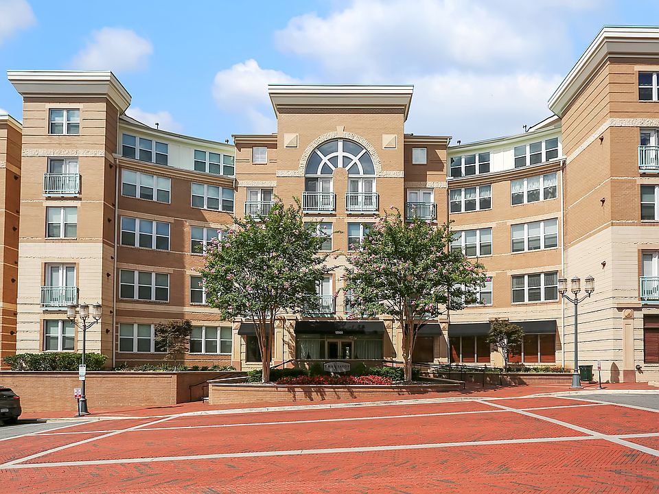 1st image of 12000 Market St APT 124