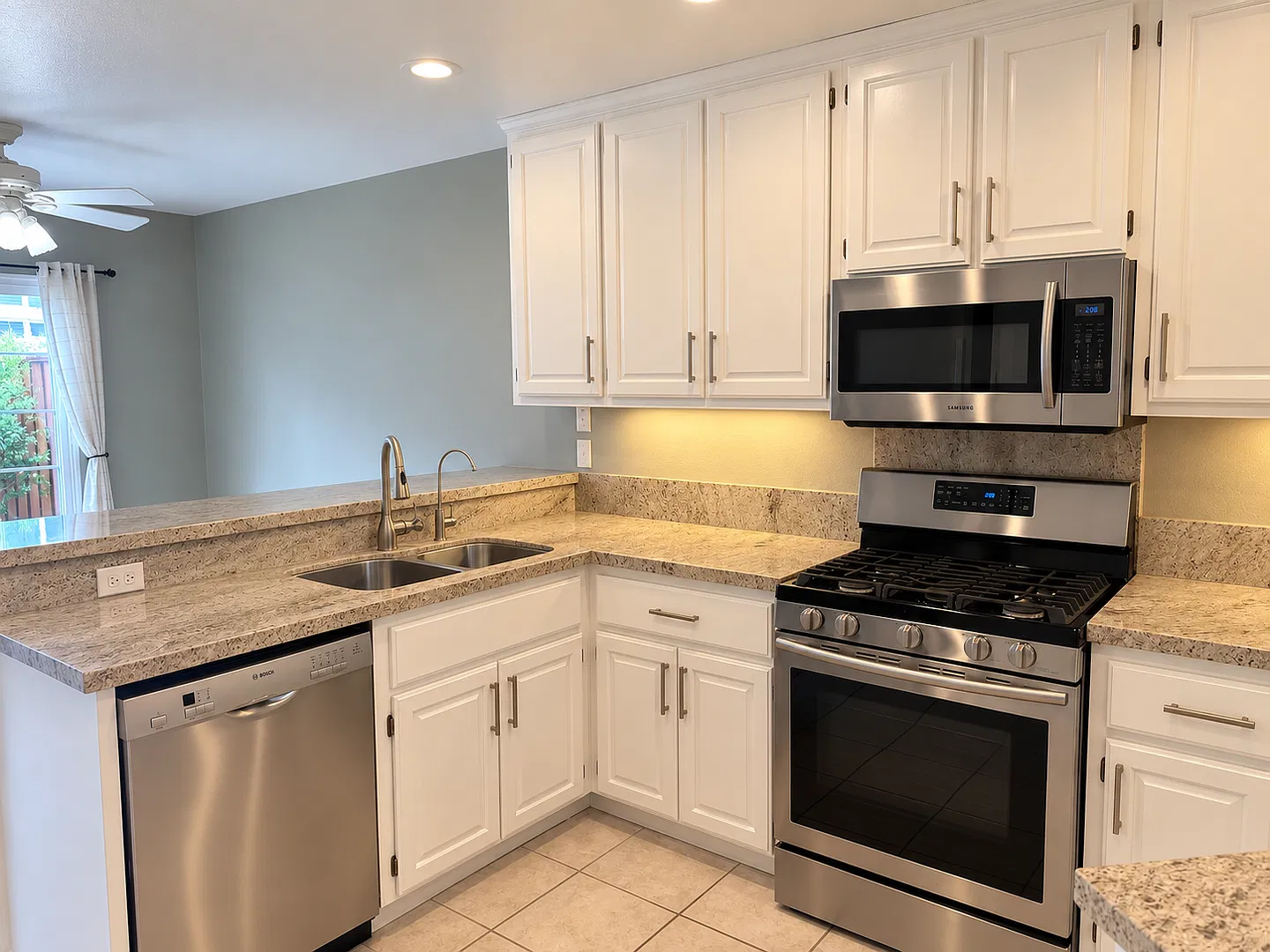 Perfect Shape Portola West Townhome in Livermore with many extras — Photo 2