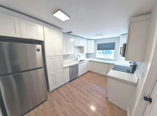 210 N 87th St #B, Seattle, WA 98103