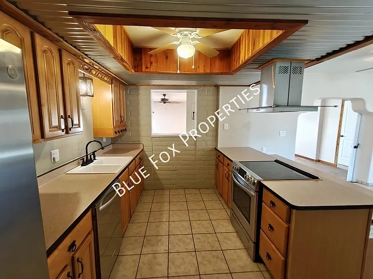 9742 E Cannon Pl — Photo 10
