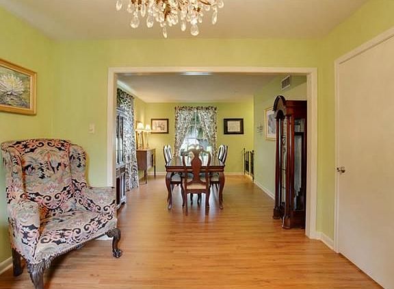 3rd image of 2324 Ramsey Dr