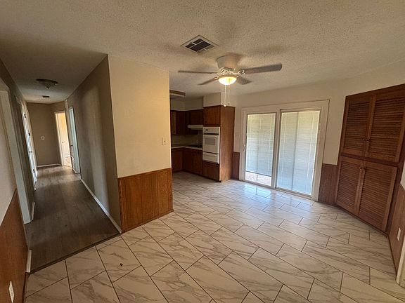 3rd image of 3006 Donald Dr