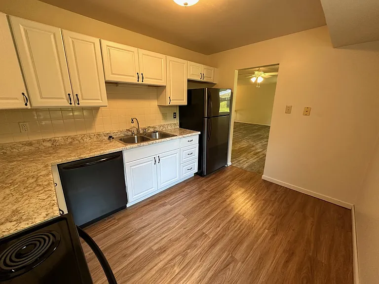 13419 Woodstile Ct — Photo 8