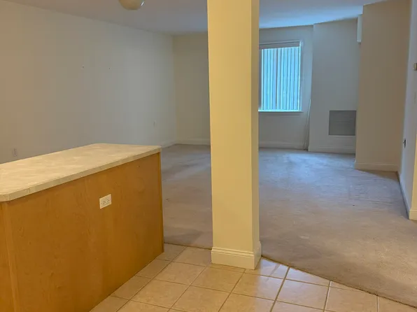 380 Main Street #13, Wallingford, CT 06492