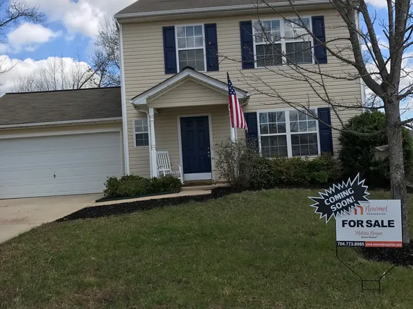 1100 Crowders Woods Dr, Gastonia, NC 28052