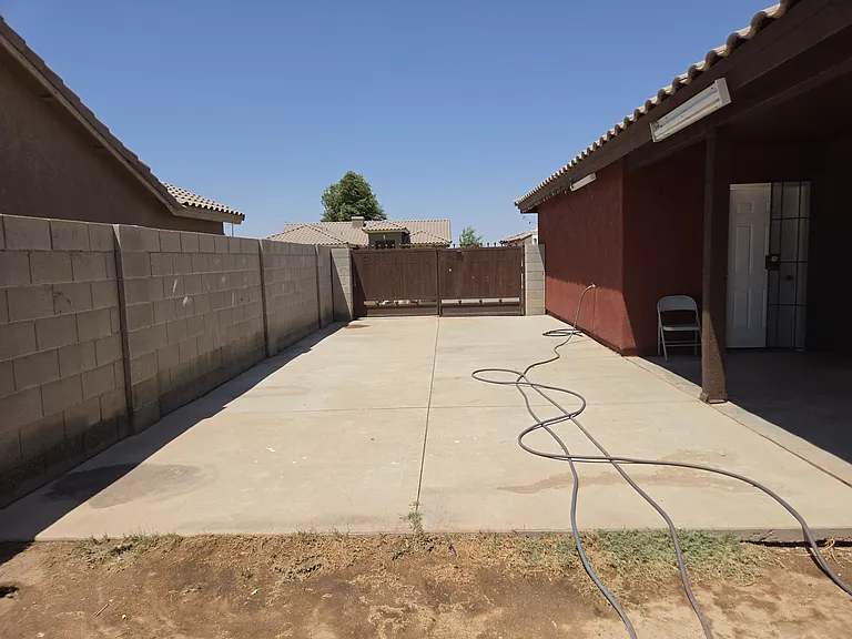 868 S Garvin Ct — Photo 9