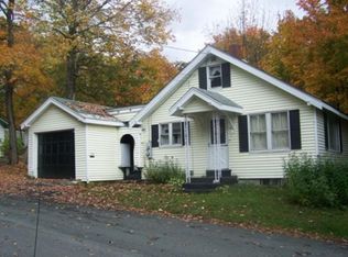 17 Prospect St, Northumberland, NH 03582