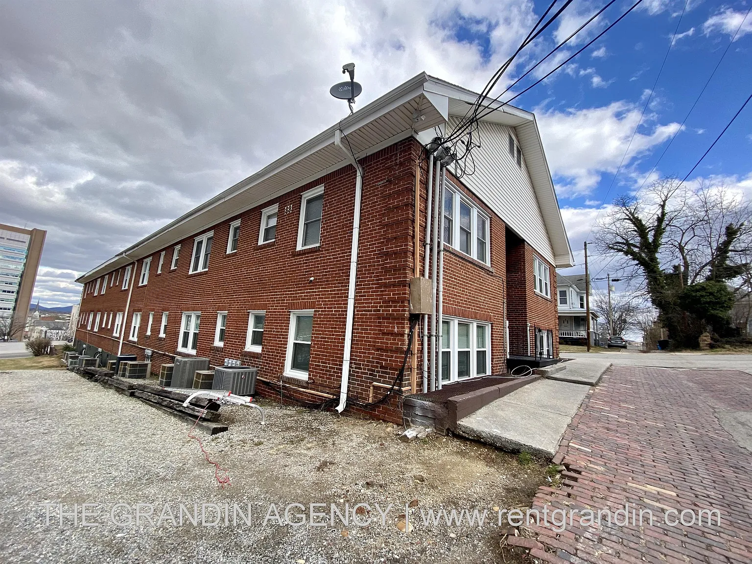 202 Elm Avenue - A1 — Photo 4