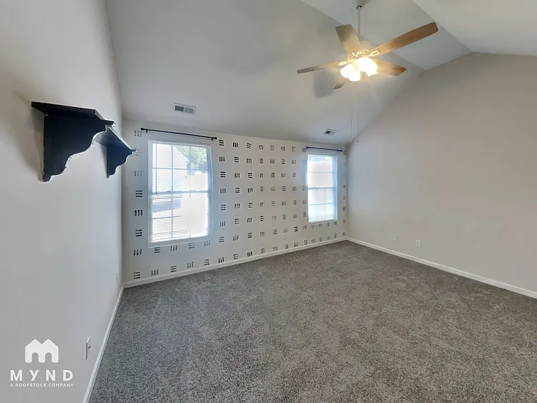 3400 Fatima Ct — Photo 10