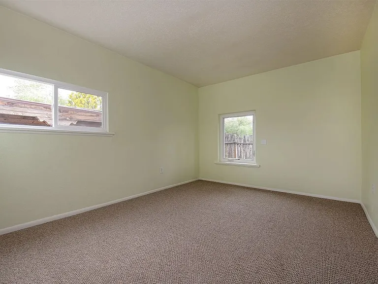 918 Osage Ave #A — Photo 10