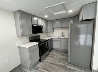 201 Kathleen Dr APT 3, New Brighton, PA 15066