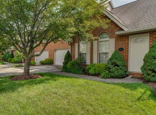 404 E Mountain View Rd APT 104, Johnson City, TN 37601