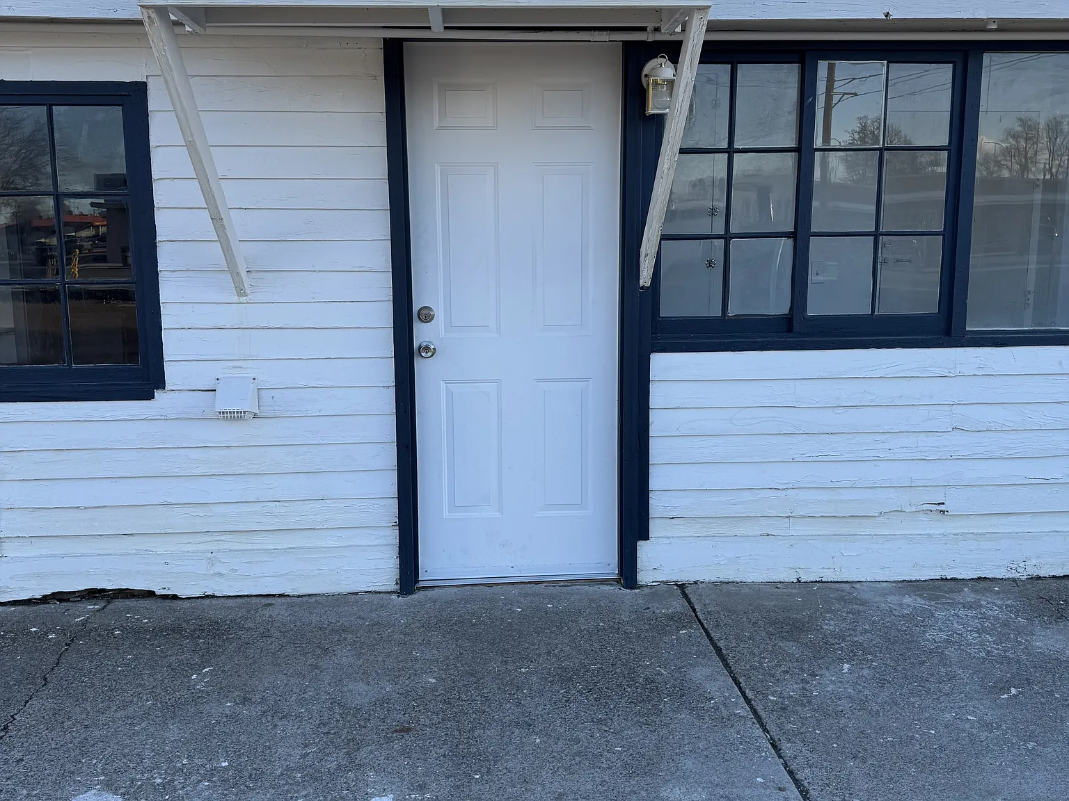 157 North 4th East Street - 3 — Photo 2