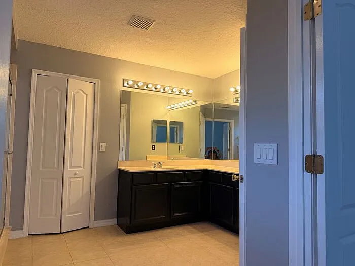 5768 Los Palma Vista Dr — Photo 14
