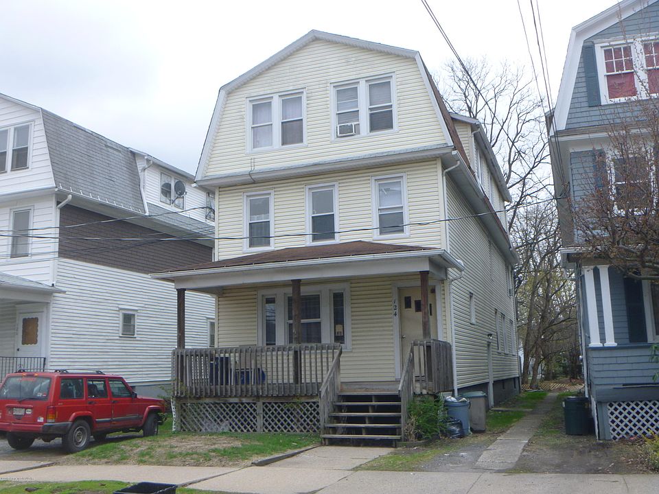 1st image of 124 2nd Ave