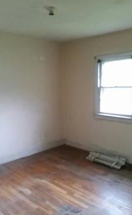 5th image of 1427 Minefee St
