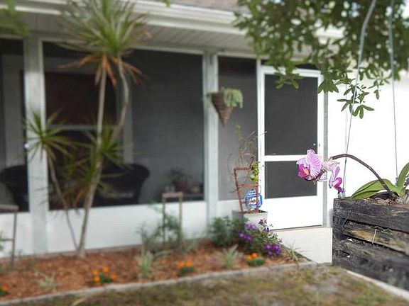 5th image of 1345 24th Ave SW