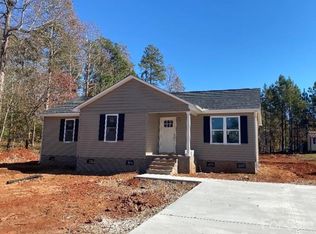 908 Hillard Ln, Lincolnton, NC 28092