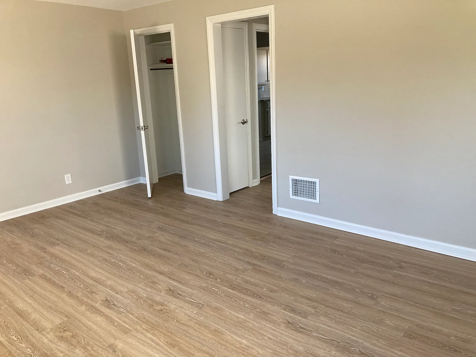1 bed, $1,150 — Photo 4