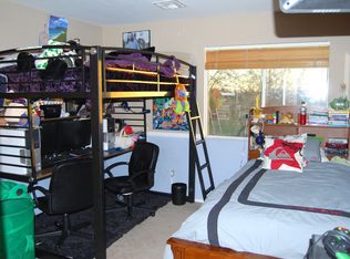 676 S Cardinal St, Gilbert, AZ 85296