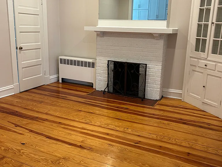 7 S Dooley Ave — Photo 17