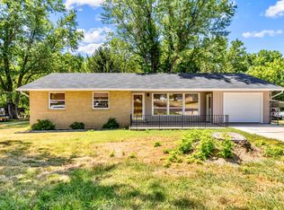 201 W Nellie Ave, Monett, MO 65708