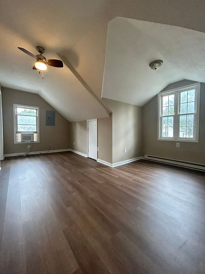 114 Georgia St — Photo 1