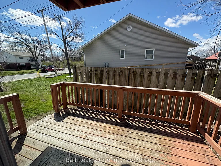 44 Anne St #5 — Photo 2