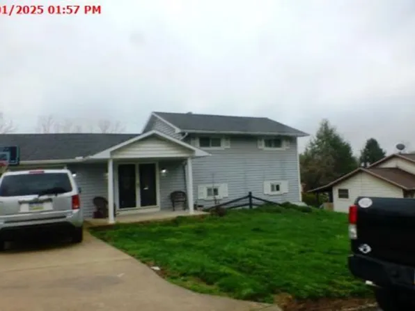 350 Canary Cir, York, PA 17404