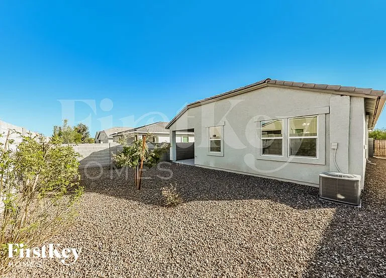 18442 W Faye Way — Photo 15