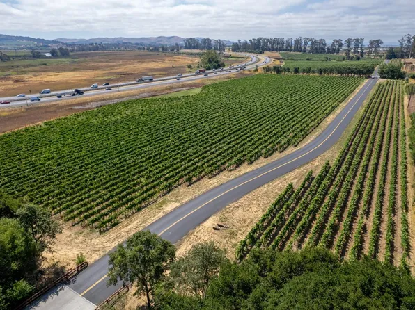 1000 Stanly Lane, Napa, CA 94559