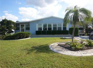 8507 Buckingham Pl, Palmetto, FL 34221