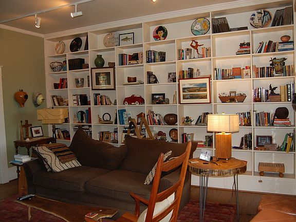 Den w/ bookshelves