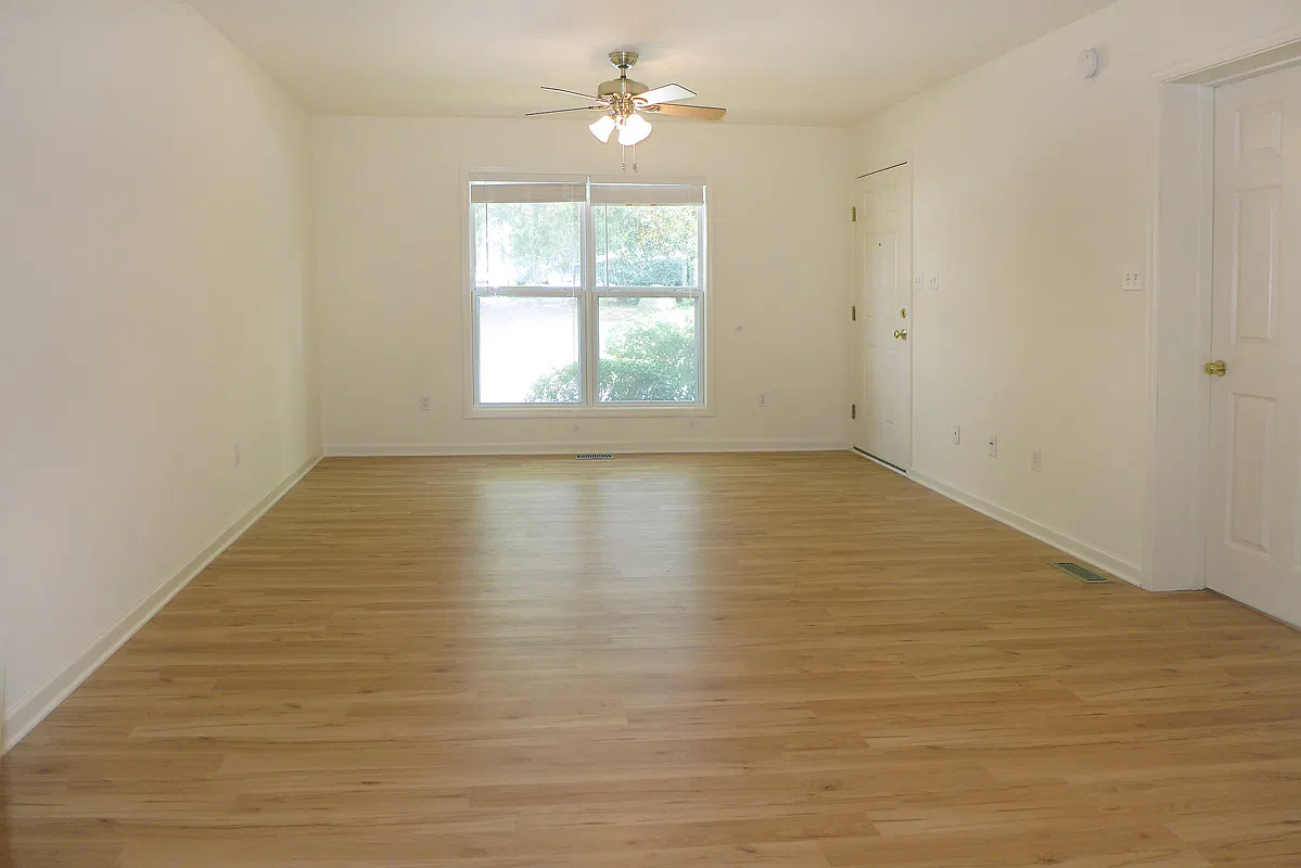 2 bed, 800 sqft, $1,900 — Photo 4