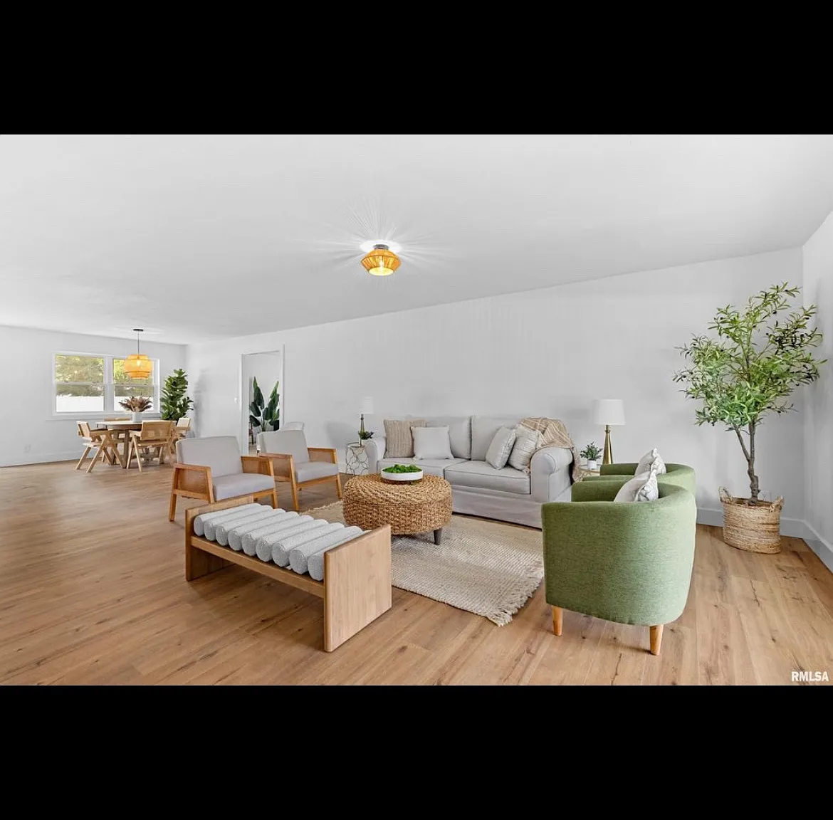 3 bed, 2459 sqft, $2,400 — Photo 2