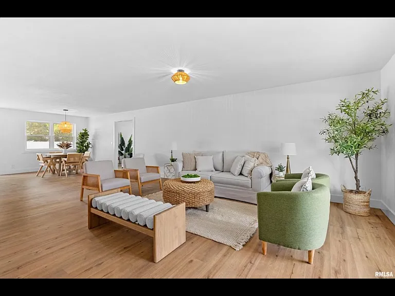 13427 N Dover Ln — Photo 2