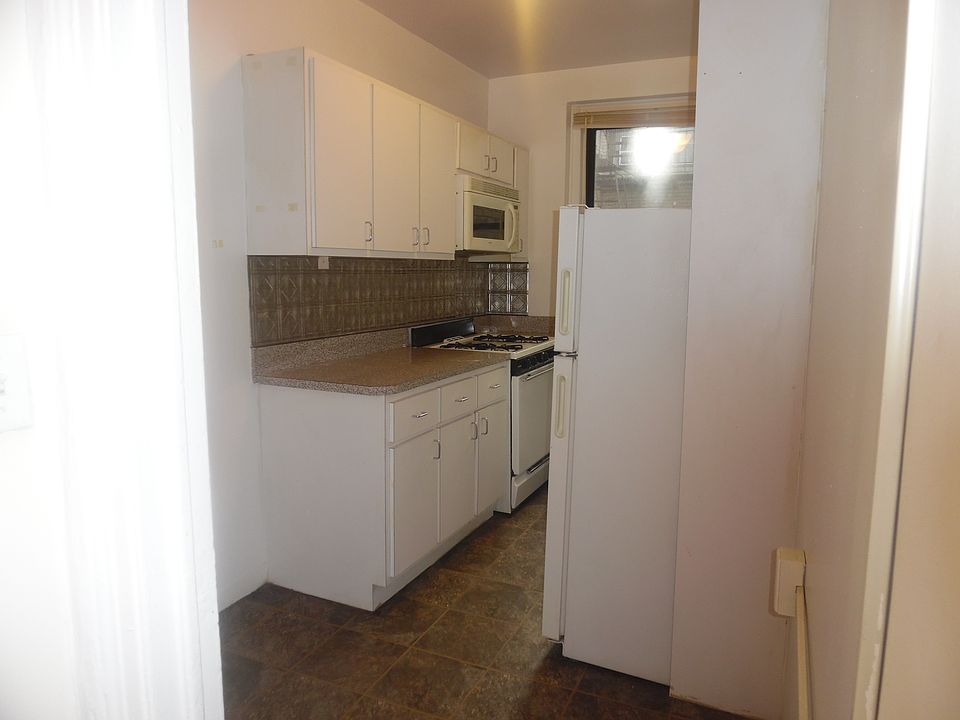 1st image of 4309 40th St #3/H