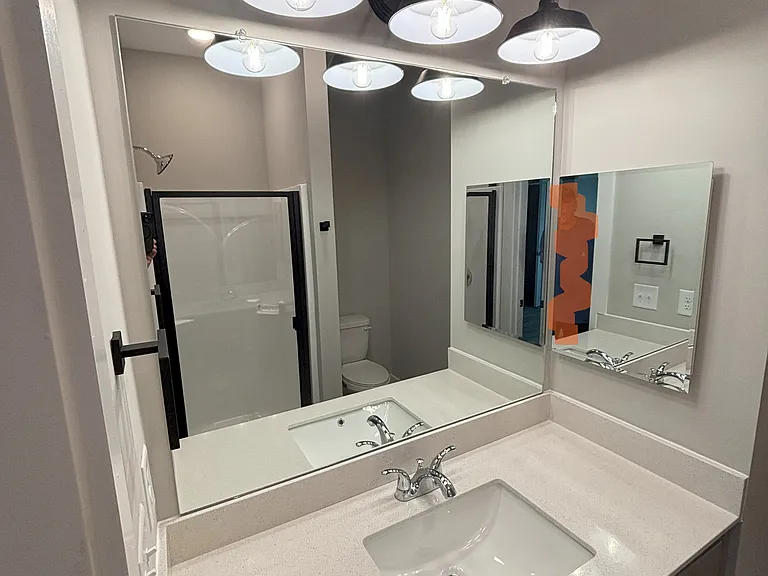 Private Bathroom 3