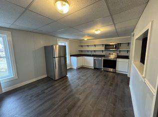 11 Park St APT 4, Springfield, VT 05156