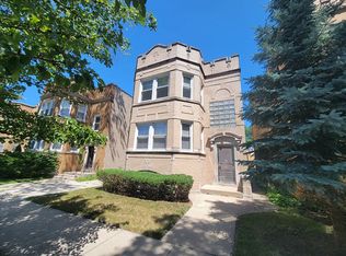 5719 N Campbell Ave #2, Chicago, IL 60659
