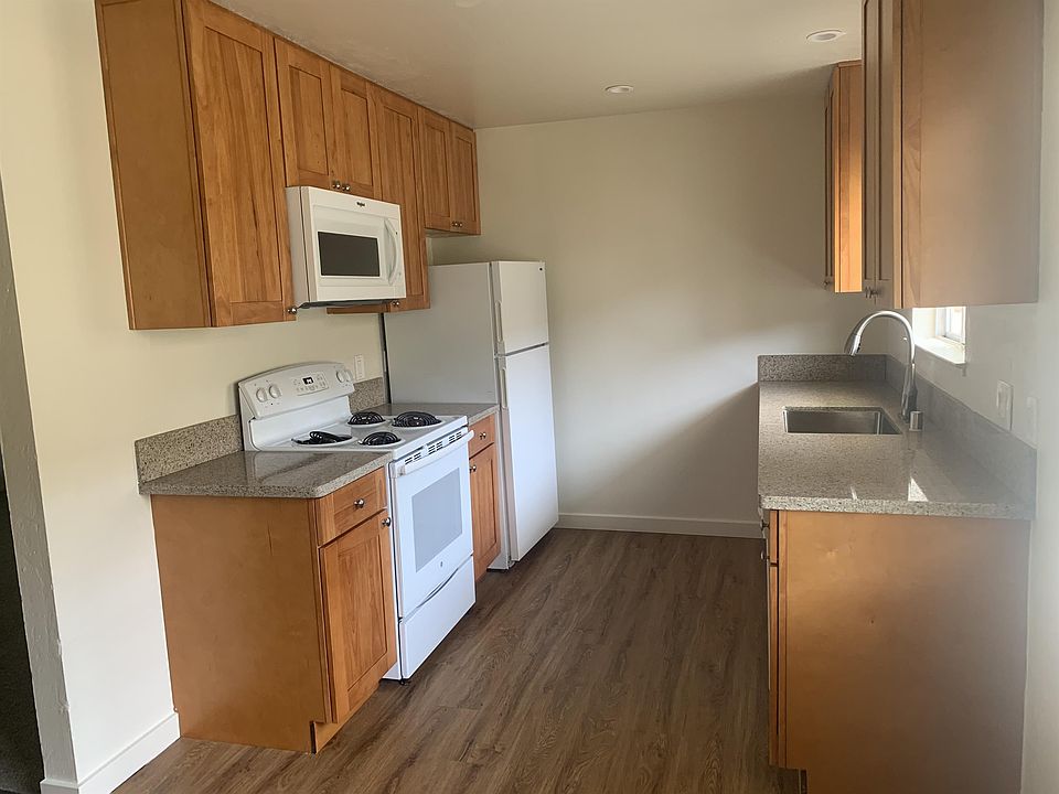 1st image of 2301 Carlmont Dr #11