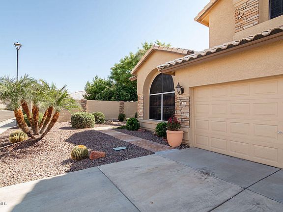 2nd image of 7811 W Taro Ln