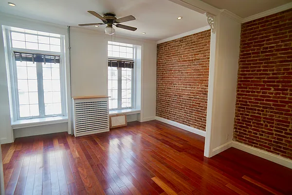 Rented by Corcoran | media 17