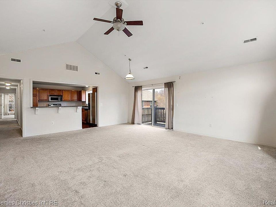 28360 Carlton Way Dr, photo 8