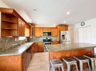 16665 SW 93rd Ct, Palmetto Bay, FL 33157