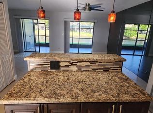 537 N University Dr, Fort Lauderdale, FL 33324