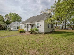 6736 Strathmore Rd, North Chesterfield, VA 23237