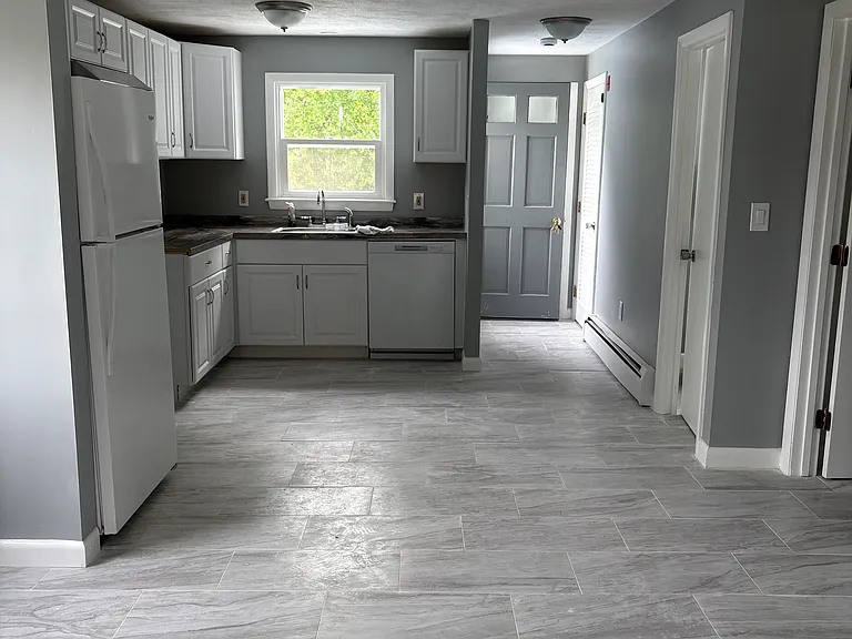 107 Hoffman Ave #107 — Photo 2
