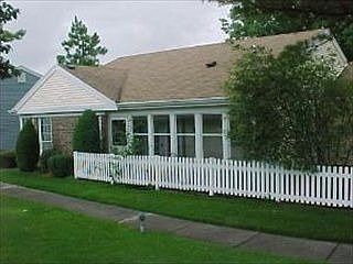 1st image of 7205 Oxford Cir