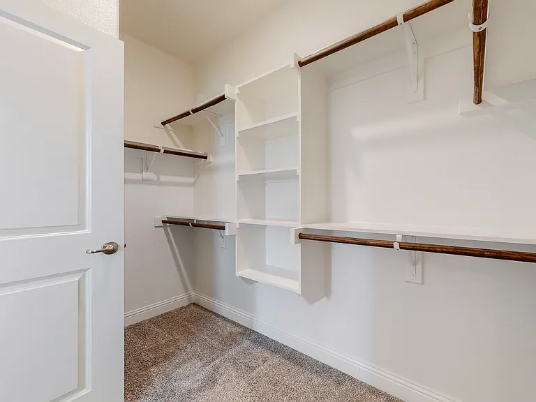 11029 Klondike Ln — Photo 24